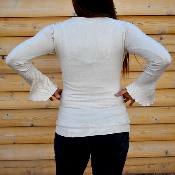 NEW- Vila Milano Cream Studded Sweater Flare Arms - Picture 3 of 12